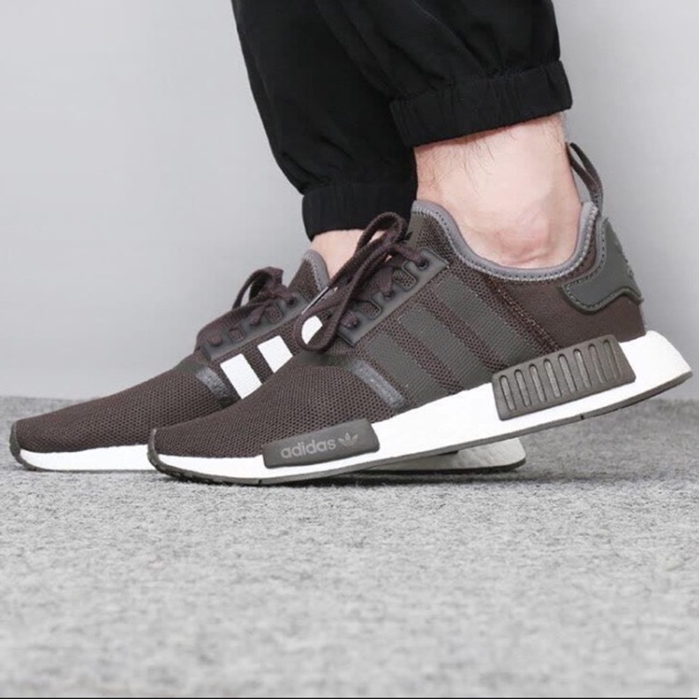 NWOT Adidas NMD R1